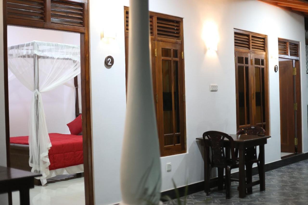 Bakery Family Guest House Mirissa Rom bilde